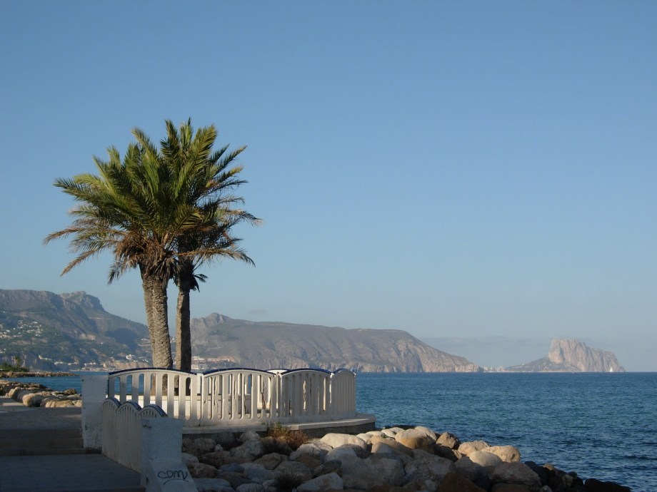 The beach walk in Altea with Calpe in the background